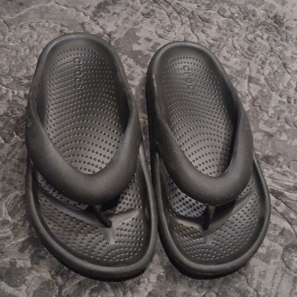 CROCS Shoes - Crocs sandals size M6 W8